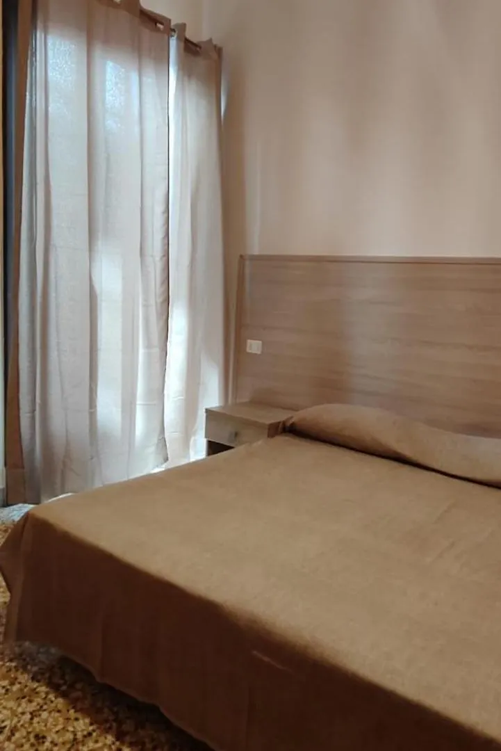 Il Quadrifoglio Room& Suite Palerme Couette-café