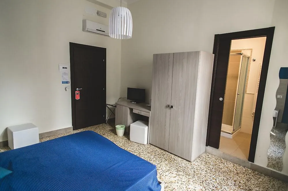 Il Quadrifoglio Room& Suite Palermo 3*,